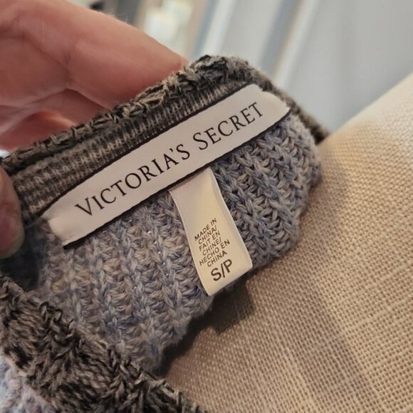 Victoria's Secret color block striped cable knit Chunky slouchy sweater - Picture 5 of 5